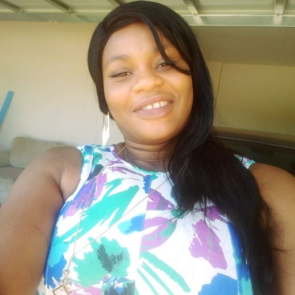 Meet your Posher, Shayna garcia - Picture 1 of 1